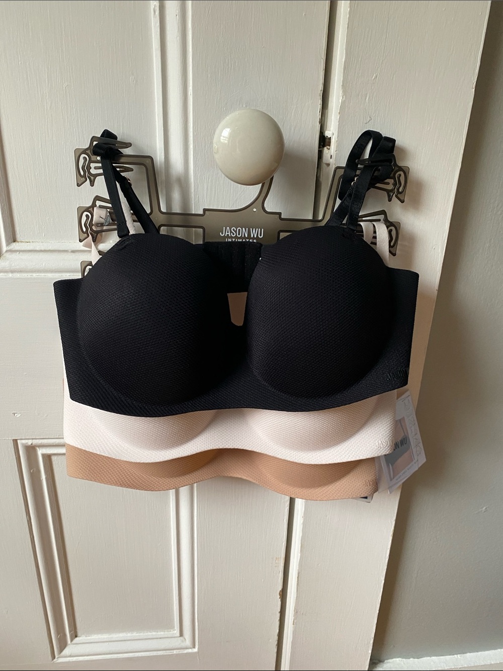 Jason Wu Three-Pack Seamless Convertible Bras 34C priced $76! NWT